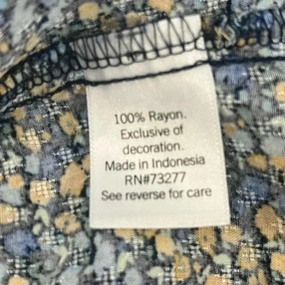 Croft and Barrow size XL floral pullover blouse EUC - Picture 8 of 10